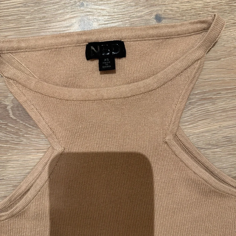 NBD Effie Women's Cold Shoulder Top - Picture 5 of 5